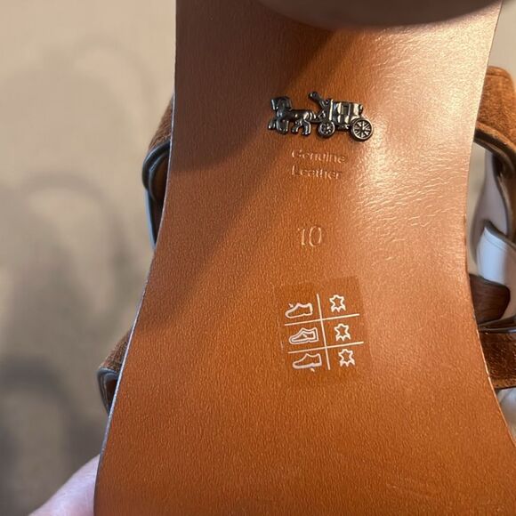 Coach Mid Heel Sandal Links, Size 10 - Picture 13 of 15